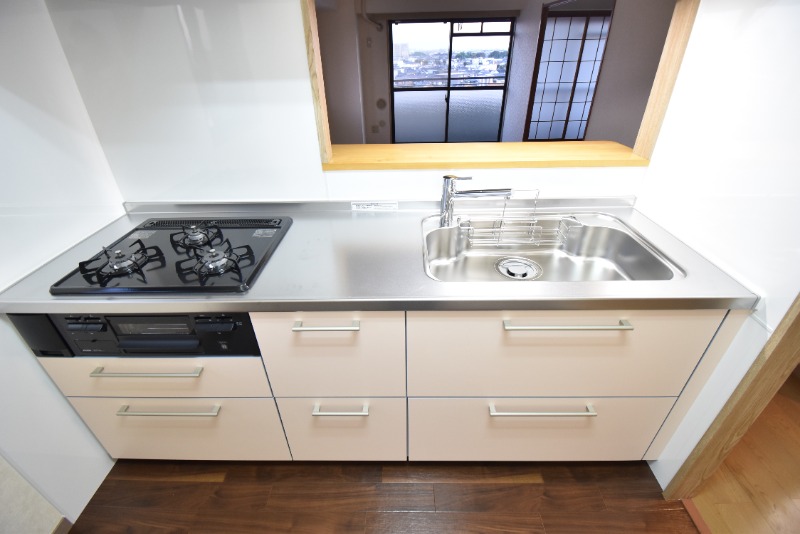 ��ʌ��������܎s��{��O���Q���ڂ̃}���V�����̃L�b�`��