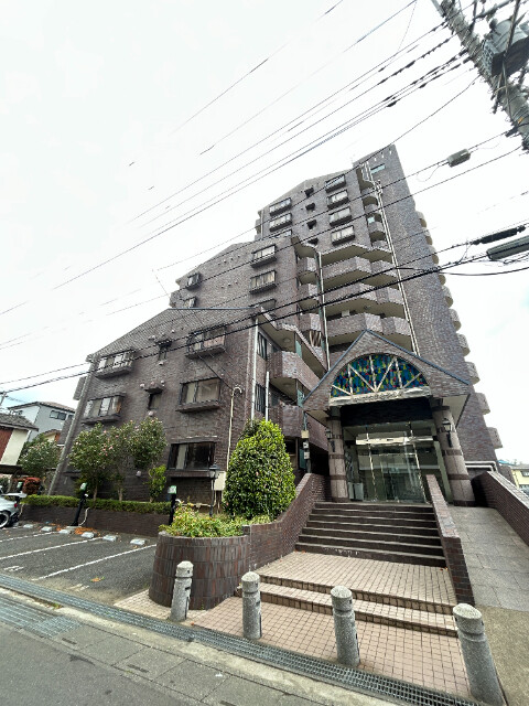 ��ʌ��������܎s��{��O���Q����166�̃}���V�����̌����O��