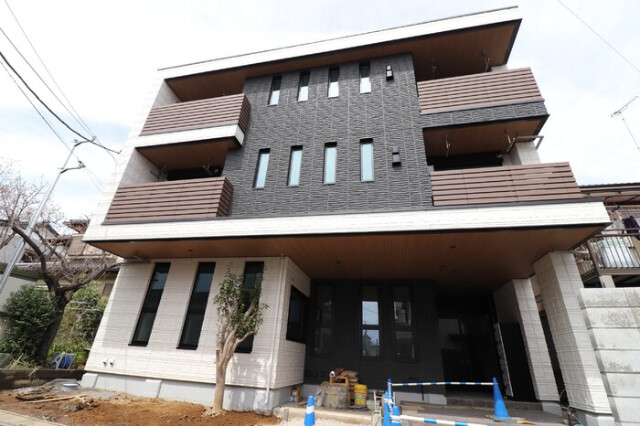 ��ʌ��������܎s������{�����S����30-2�̃A�p�[�g�̌����O��