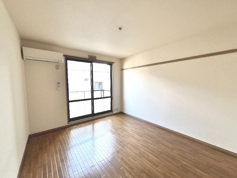 ��ʌ��@�c�s�{���̃A�p�[�g�̋��ԁE���r���O