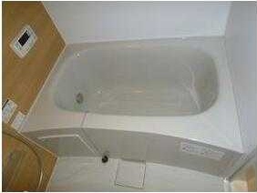 ��ʌ�����s�厚���J��̃A�p�[�g�̃o�X