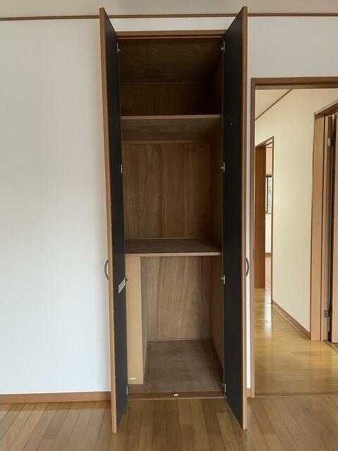 ��ʌ��������܎s��΋�厚��҂̃A�p�[�g�̎��[