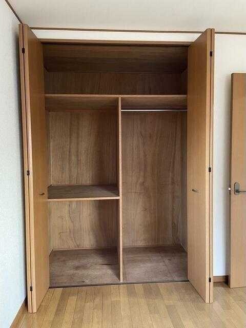 ��ʌ��������܎s��΋�厚��҂̃A�p�[�g�̎��[