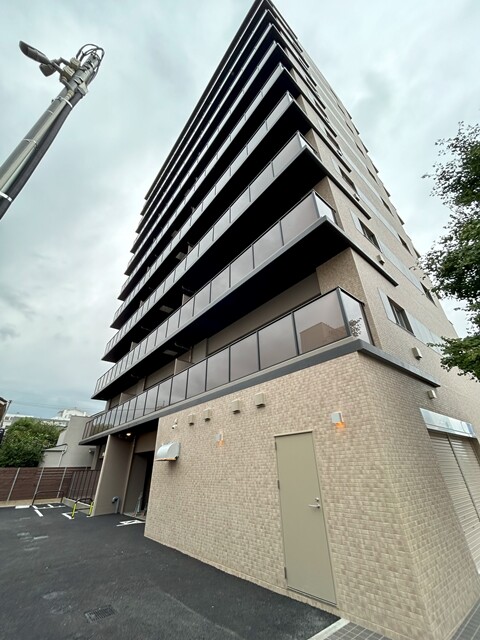 ��ʌ��������܎s�Y�a�撇���S����2�̃}���V�����̌����O��