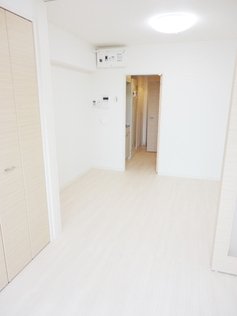 ��ʌ��������܎s��{���咬�R���ڂ̃}���V�����̋����E���r���O