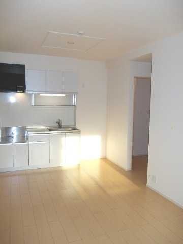 ��ʌ��z�J�s���C�N�^�E���Q���ڂ̃A�p�[�g�̂��̑������E�X�y�[�X