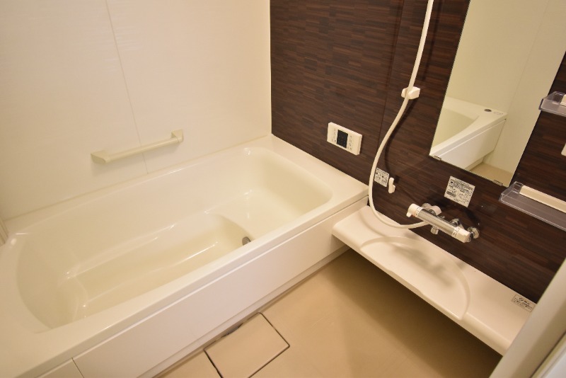 ��ʌ��������܎s�������a�c���P���ڂ̃A�p�[�g�̃o�X