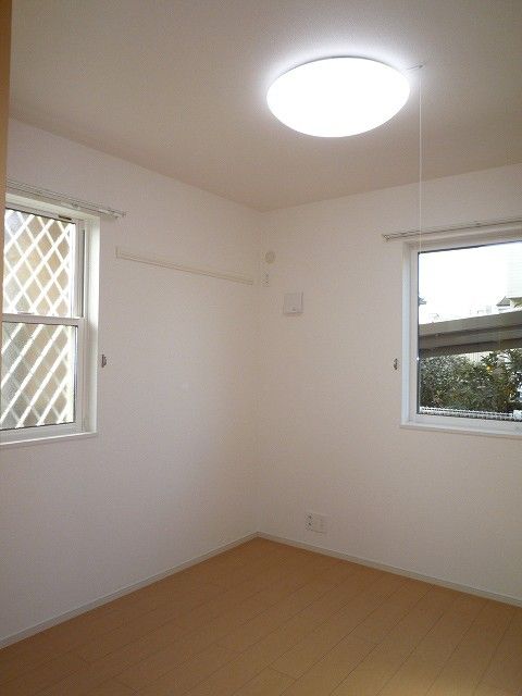 ��ʌ�����s�厚���s�̃A�p�[�g�̂��̑������E�X�y�[�X