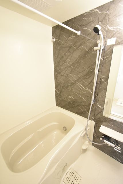 ��ʌ��������܎s������[��P���ڂ̃A�p�[�g�̃o�X