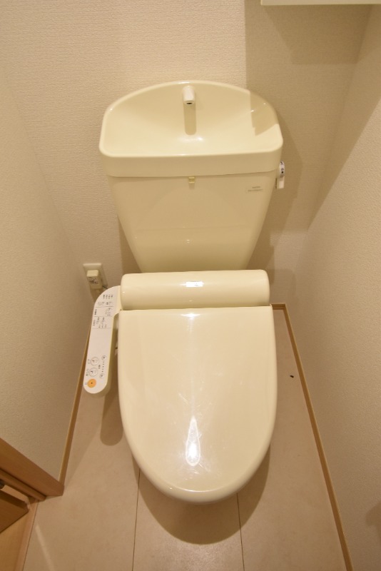 ��ʌ��������܎s�������a�c���P���ڂ̃A�p�[�g�̃g�C��