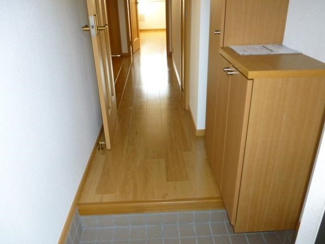 ��ʌ��k�����S�ɓޒ����h��P���ڂ̃A�p�[�g�̌���