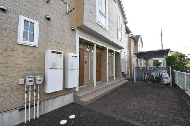 ��ʌ��k�����S�ɓޒ����h��P���ڂ̃A�p�[�g�̃G���g�����X