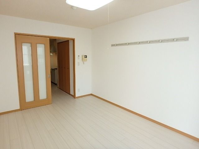 ��ʌ��������܎s����厚�y���̃}���V�����̂��̑������E�X�y�[�X