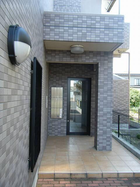 ��ʌ��@�c�s���P���ڂ̃}���V�����̃G���g�����X