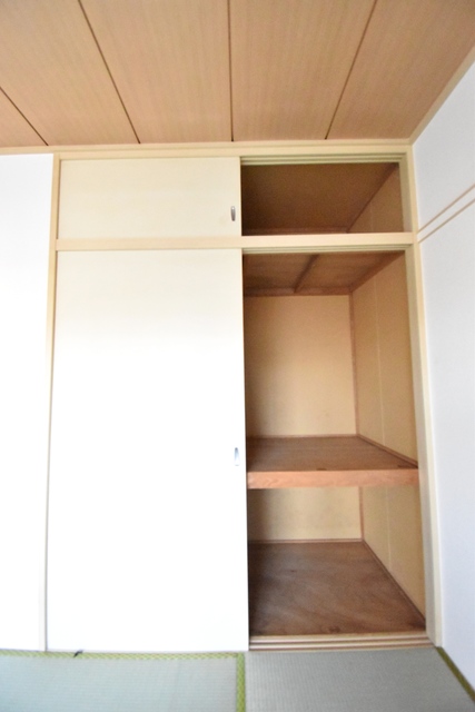 ��ʌ��������܎s�k��������Q���ڂ̃A�p�[�g�̎��[