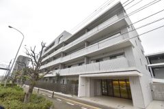 ��ʌ��������܎s������㗎���W����3-4�̃}���V�����̌����O��