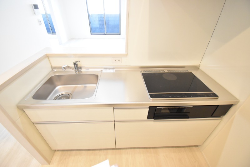 ��ʌ������s���R�P���ڂ̃A�p�[�g�̃L�b�`��