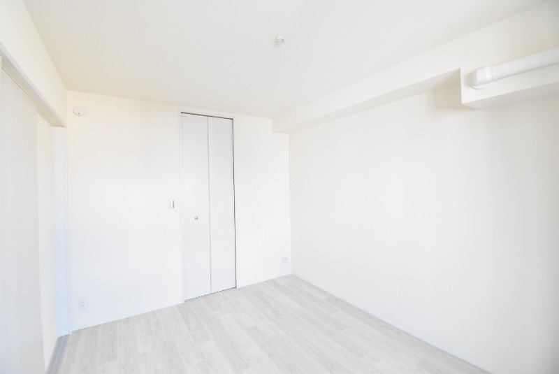 ��ʌ������s���R�P���ڂ̃A�p�[�g�̂��̑������E�X�y�[�X