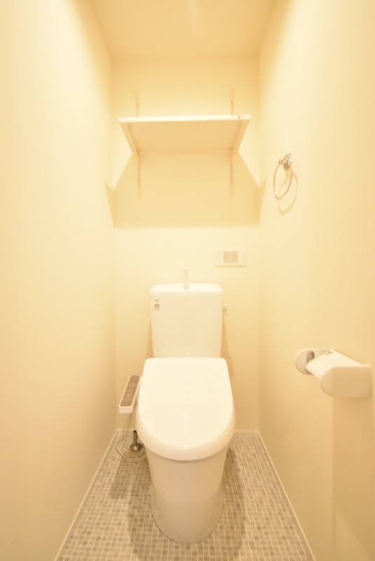 ��ʌ������s���R�P���ڂ̃A�p�[�g�̃g�C��