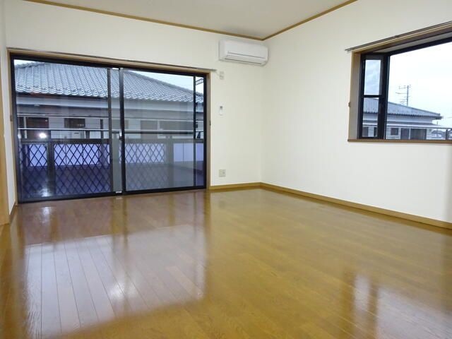 ��ʌ�����s�厚�����̃A�p�[�g�̂��̑��ݔ�