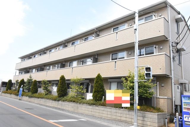 ��ʌ��������܎s������厚��J1700-1�̃A�p�[�g�̌����O��