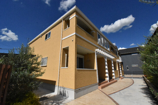 ��ʌ��@�c�s�n���Q����132�̃A�p�[�g�̌����O��