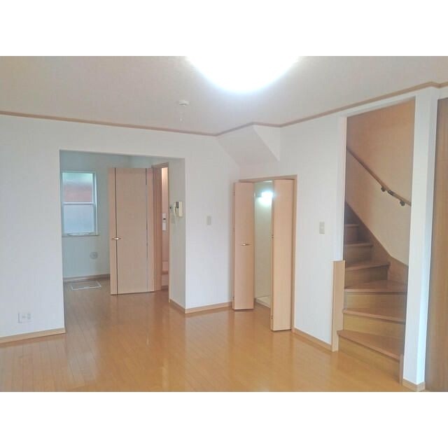 ��ʌ�����s���s�o�H�T���ڂ̃A�p�[�g�̂��̑�