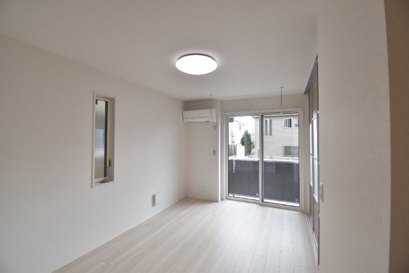 ��ʌ��������܎s��{��O���P���ڂ̃A�p�[�g�̋��ԁE���r���O