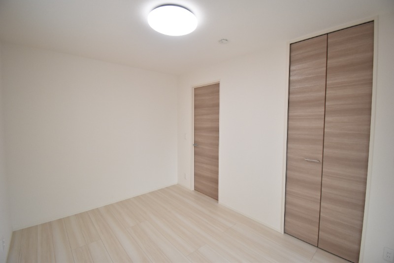 ��ʌ��������܎s��{��O���P���ڂ̃A�p�[�g�̂��̑�