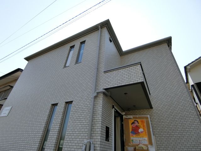 ��ʌ��������܎s��{��{���R����122-2�̃A�p�[�g�̌����O��