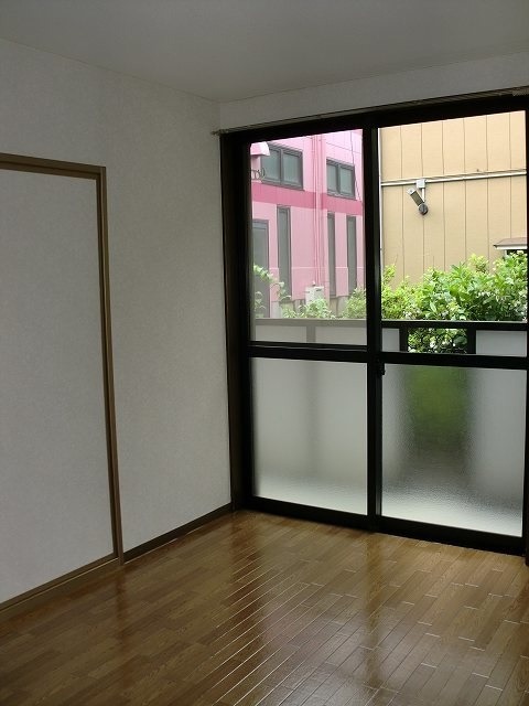 ��ʌ��@�c�s�n���P���ڂ̃}���V�����̋��ԁE���r���O