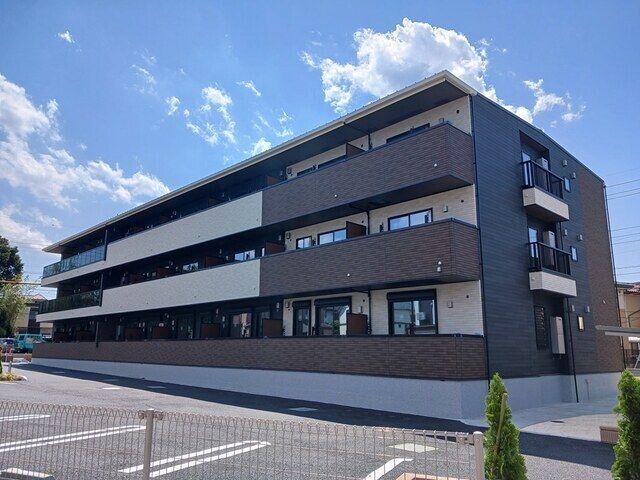 ��ʌ��������܎s������厚���V��̃A�p�[�g�̌����O��