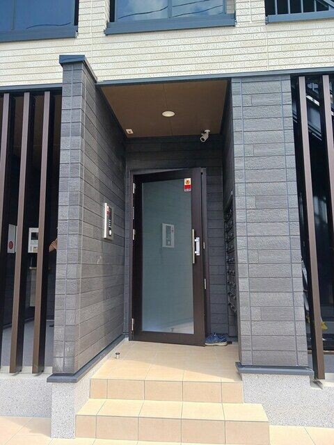 ��ʌ��������܎s������厚���V��̃A�p�[�g�̃G���g�����X