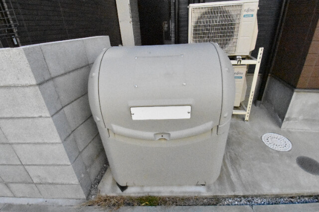 ��ʌ��������܎s�������a�c���Q���ڂ̃A�p�[�g�̂��̑�