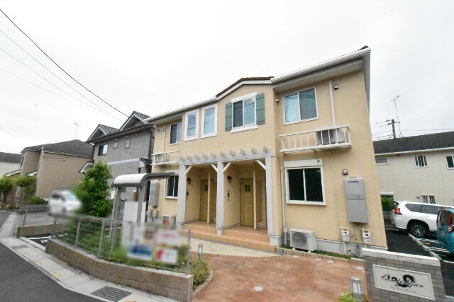 ��ʌ�����s�厚�O��h�̃A�p�[�g�̃G���g�����X