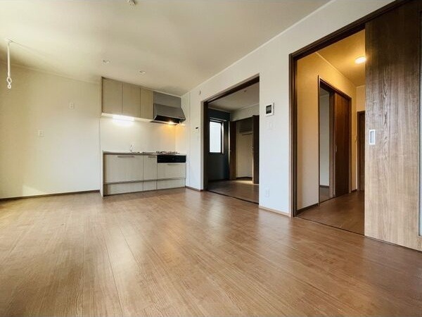 ��ʌ��������܎s�΋�厚���̃A�p�[�g�̂��̑������E�X�y�[�X