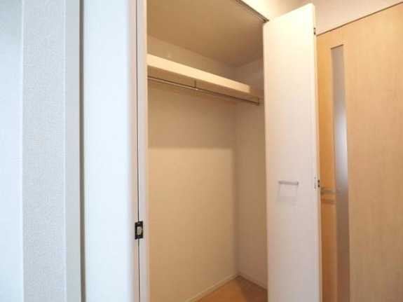 ��ʌ������s�����Q���ڂ̃A�p�[�g�̎��[