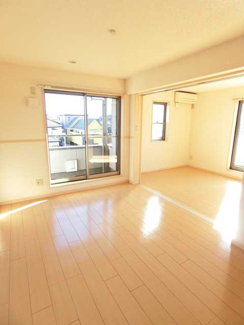 ��ʌ��������܎s�����擌��{�R���ڂ̃}���V�����̂��̑������E�X�y�[�X