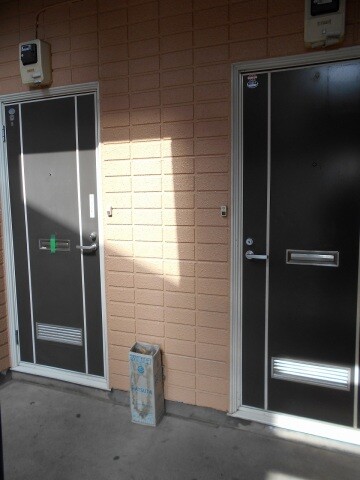 ��ʌ�����s�厚���s�̍��݂̃A�p�[�g�̃G���g�����X