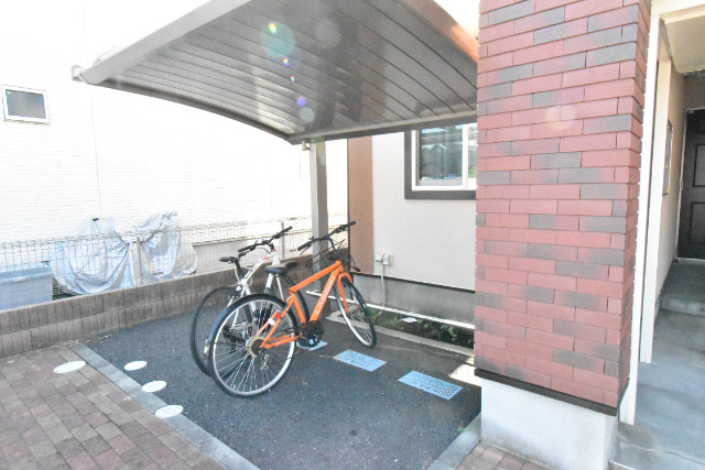 ��ʌ��z�J�s���C�N�^�E���T���ڂ̃A�p�[�g�̂��̑�