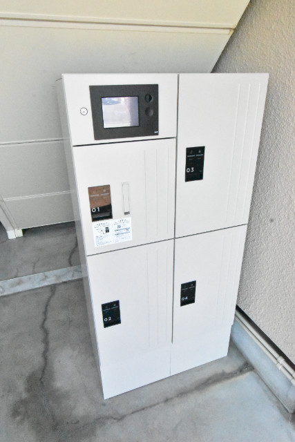 ��ʌ��z�J�s���C�N�^�E���T���ڂ̃A�p�[�g�̂��̑�