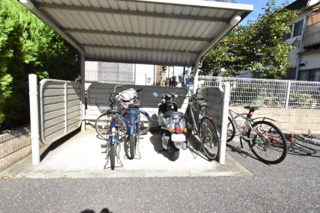 ��ʌ��������܎s�΋�厚�����̃A�p�[�g�̂��̑�