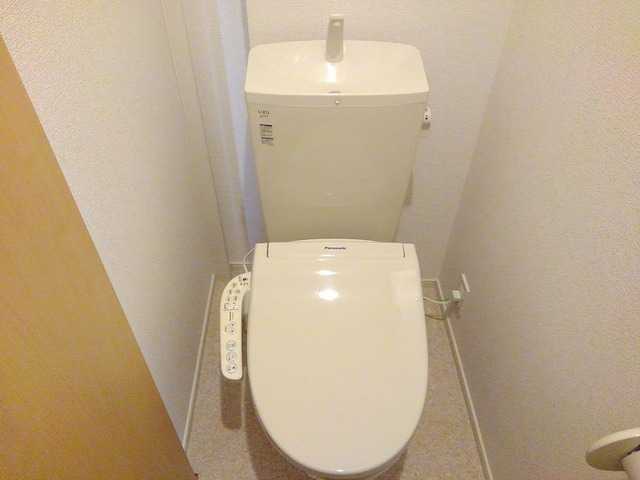 ��ʌ������s�����S���ڂ̃A�p�[�g�̃g�C��