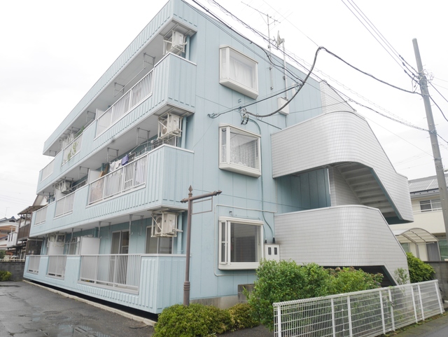 ��ʌ������s���U����8-8�̃}���V�����̌����O��