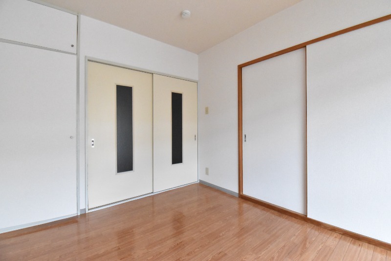 ��ʌ�����s�厚���s���̃A�p�[�g�̋��ԁE���r���O