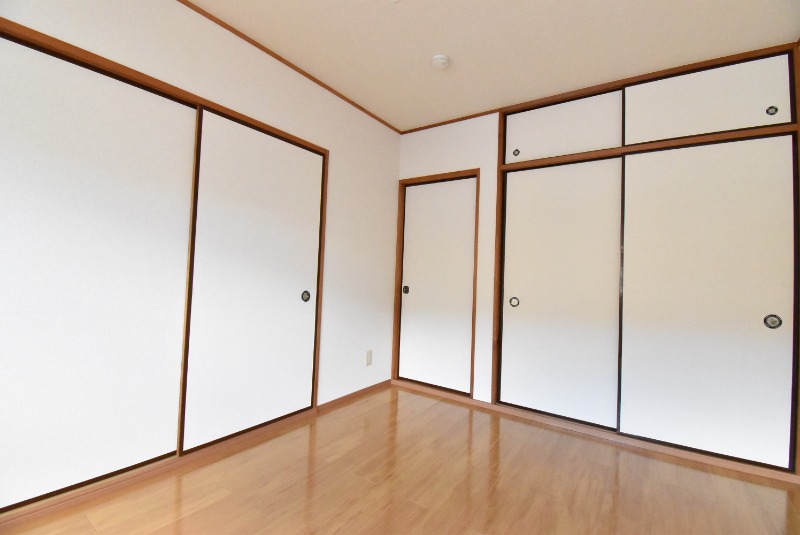 ��ʌ�����s�厚���s���̃A�p�[�g�̂��̑������E�X�y�[�X