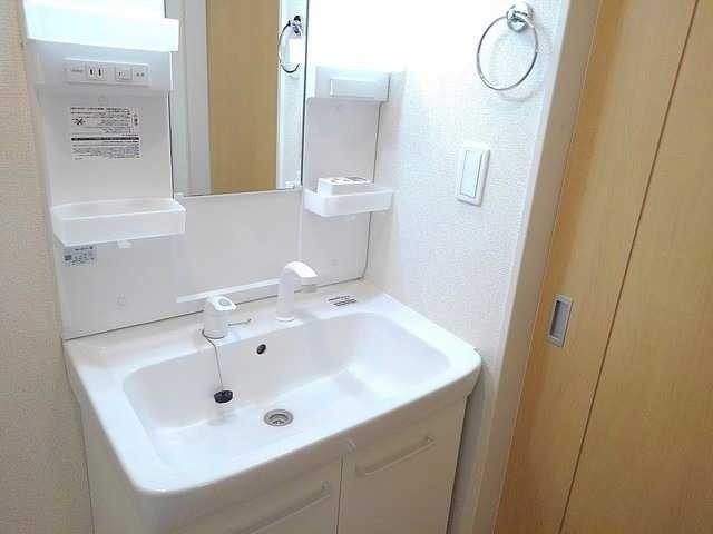 ��ʌ������s�����S���ڂ̃A�p�[�g�̐��ʏ�