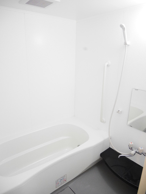 ��ʌ�����s�厚���s�̃A�p�[�g�̃o�X