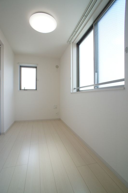 ��ʌ�����s�����P���ڂ̃}���V�����̂��̑������E�X�y�[�X