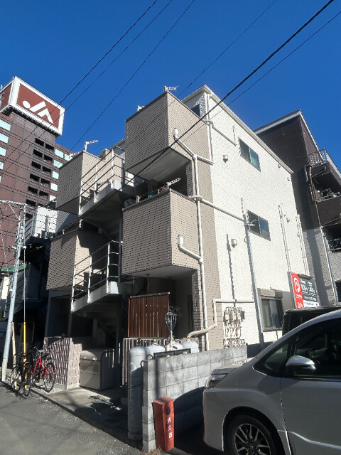 ��ʌ��������܎s��{��{���S���ڂ̃A�p�[�g�̌����O��